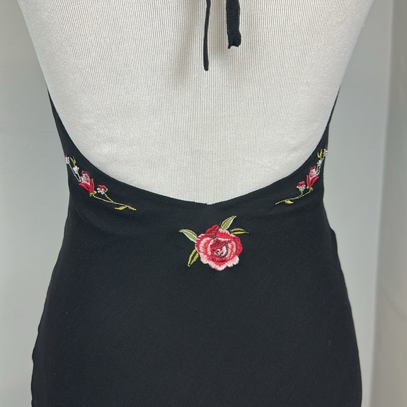 Vintage Betsey Johnson 100% Silk Rose Embroidered Halter Slip Dress Sz 4 - Picture 7 of 13